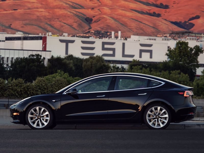 La première Tesla Model 3 est sortie de l’usine