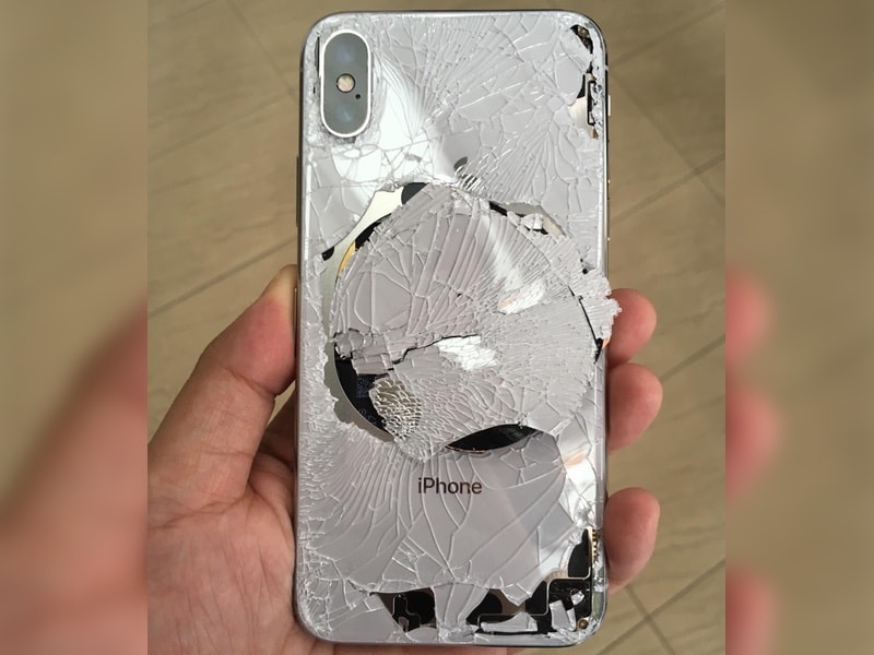 L'iPhone 15 Pro Max est fragile, il se brise facilement ! - iPhone